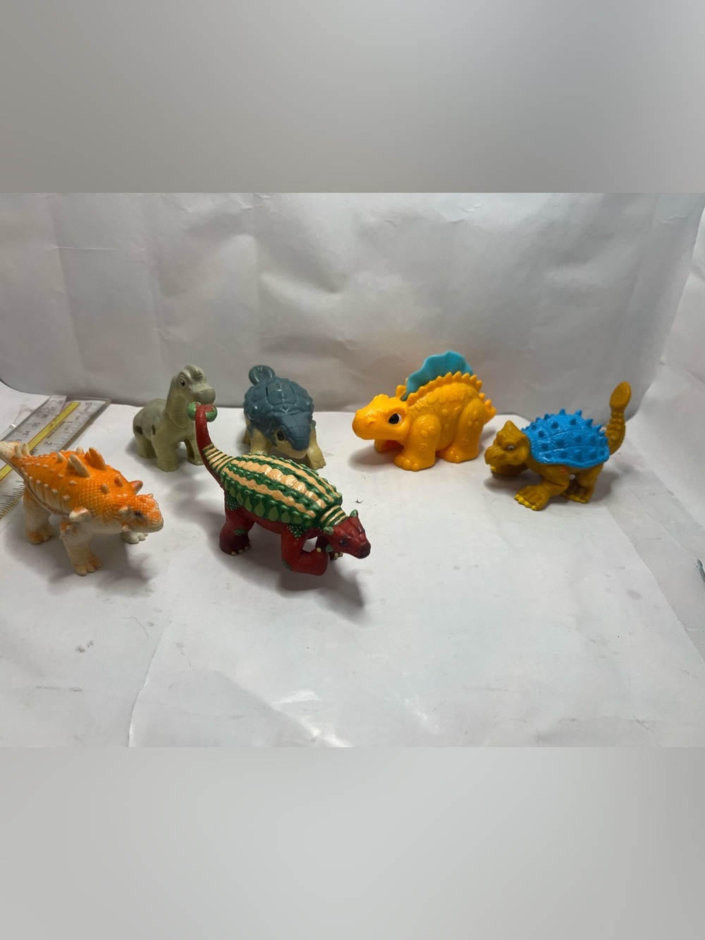 Random lot dinosaurs one Jurassic park